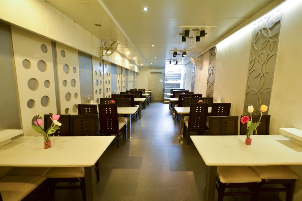 中央住宅酒店 瓦拉纳西 外观 照片